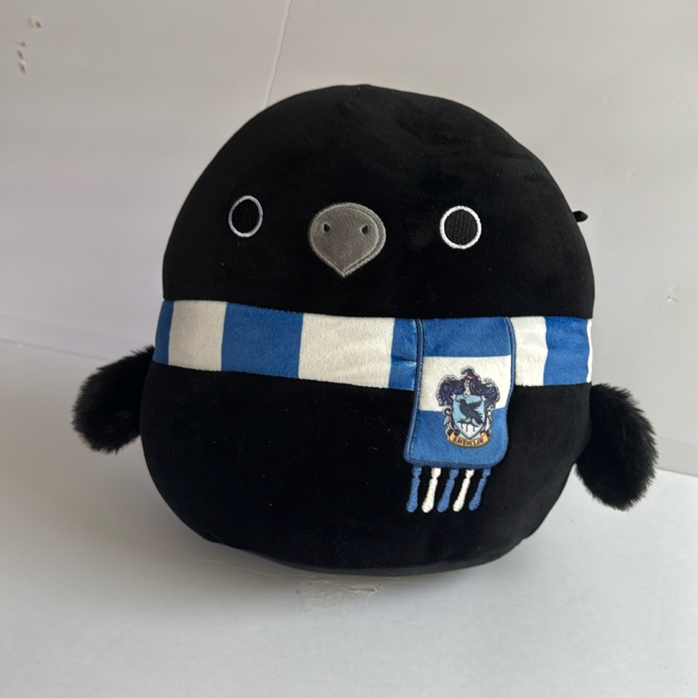 Ravenclaw squishmallow. 8”. Tag is removed but I can send it with.